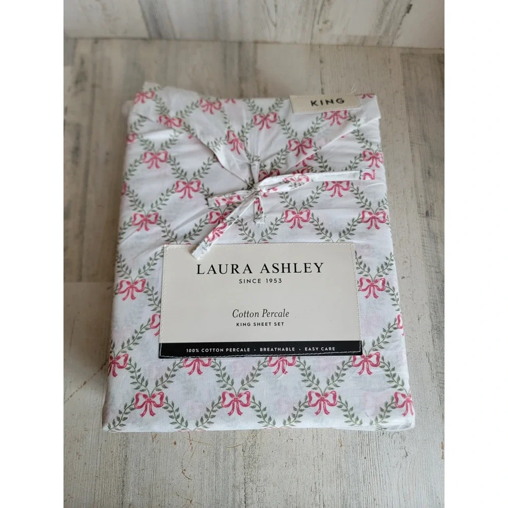 Laura Ashley NEW bow trellis King bedsheet 3pc Xmas‎ home decor holiday
